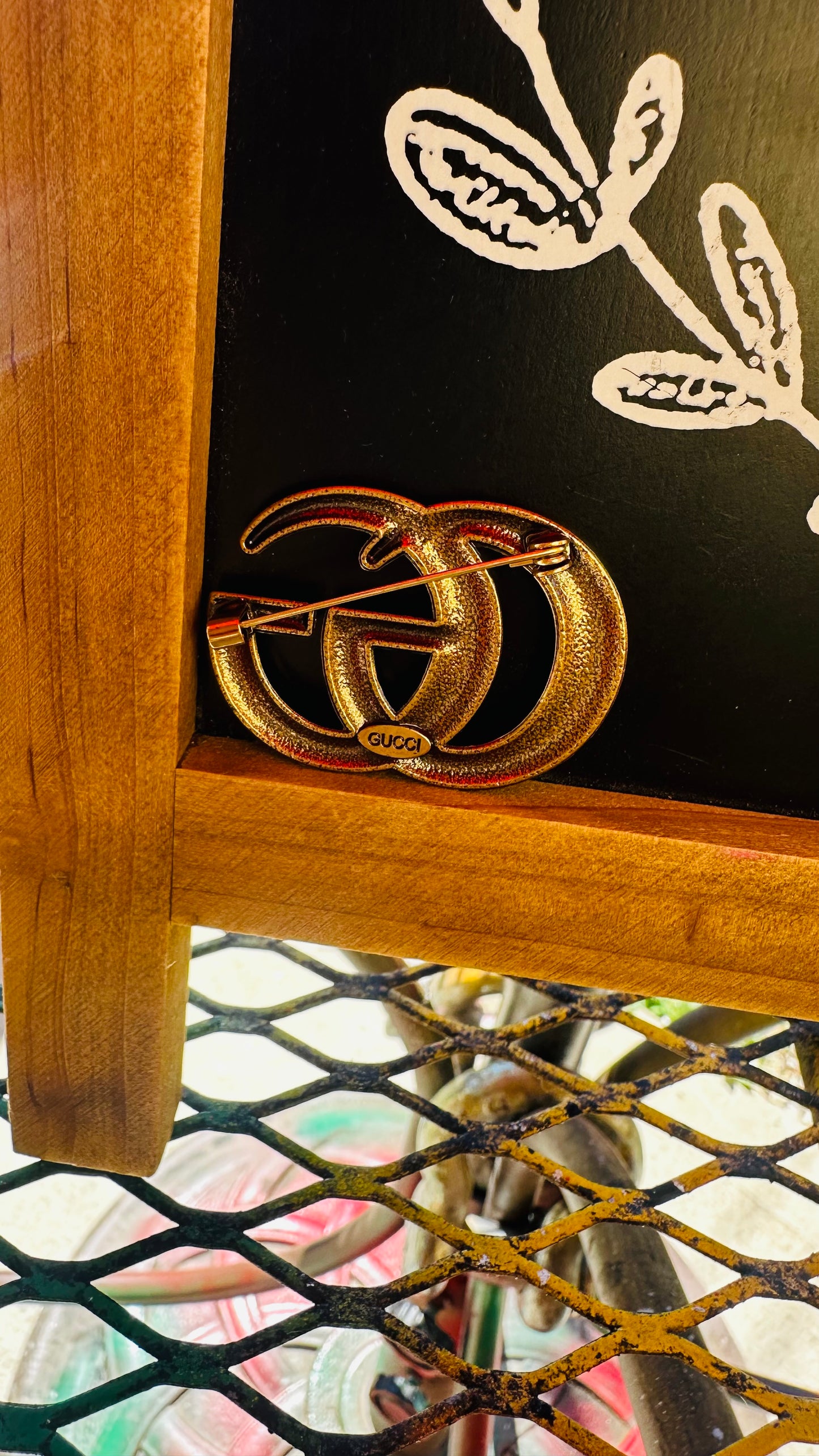 Gigi Brooch Pin