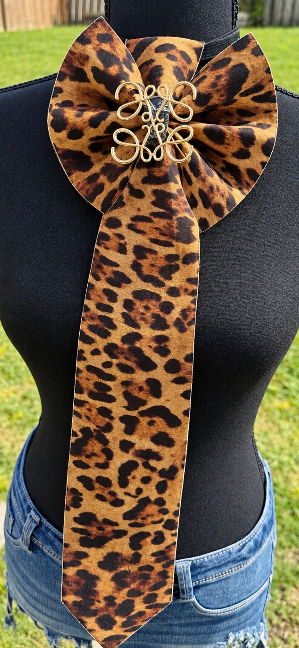 Untamed Leopard Bowtie Necktie with Center Brooch