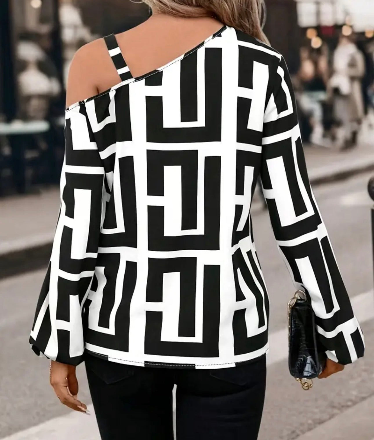 Black & White Off-shoulder Long Color-block Blouse