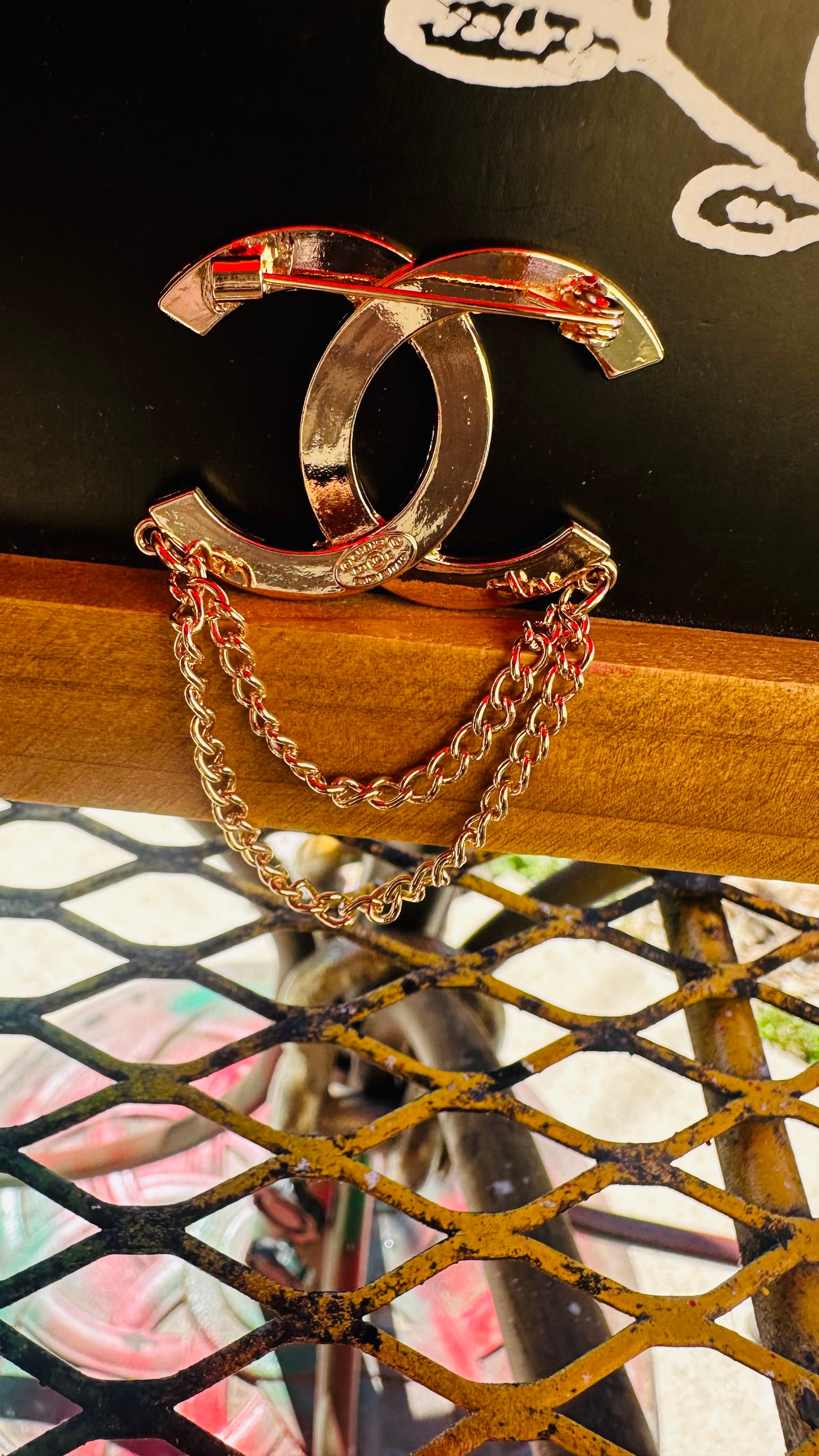 CiCi Fashion Brooch