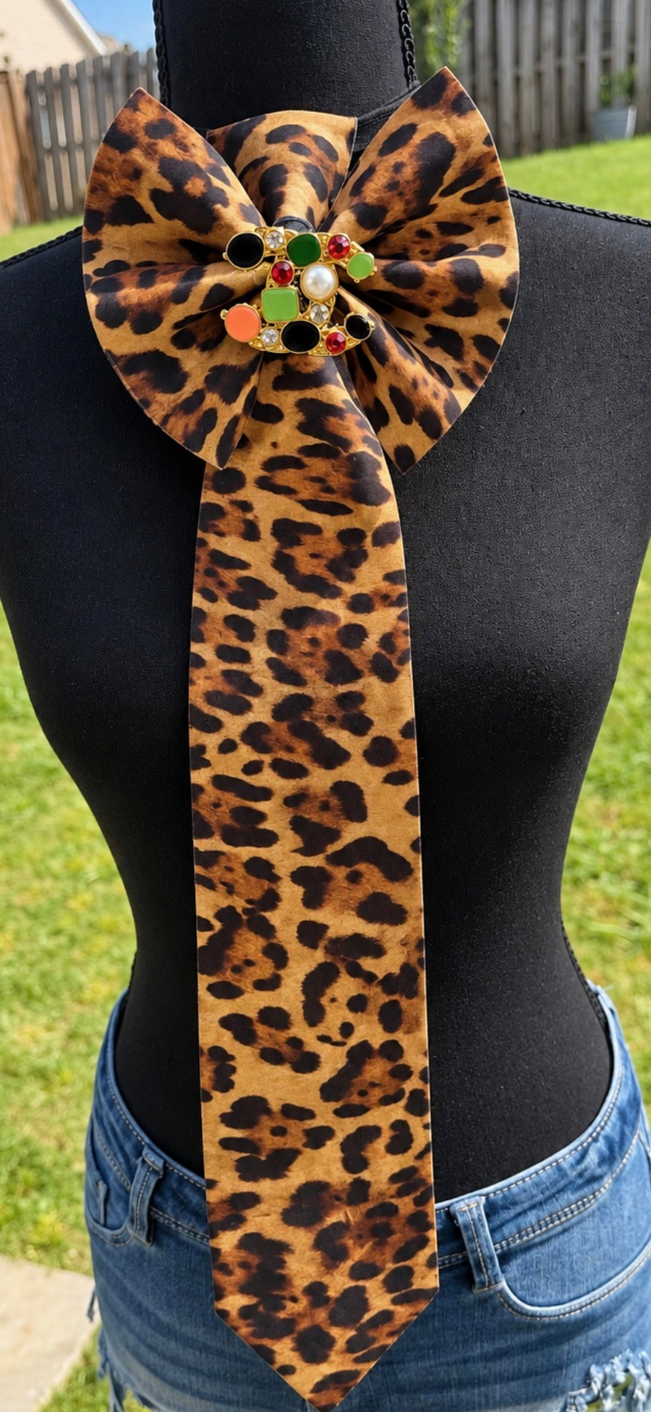 Untamed Leopard Bowtie Necktie with Center Brooch