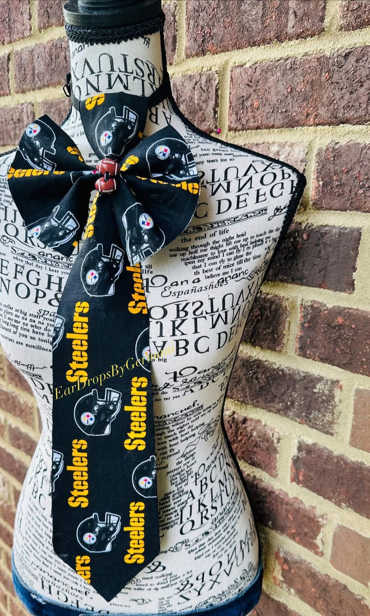 Black & Yellow NFL Bowtie Necktie