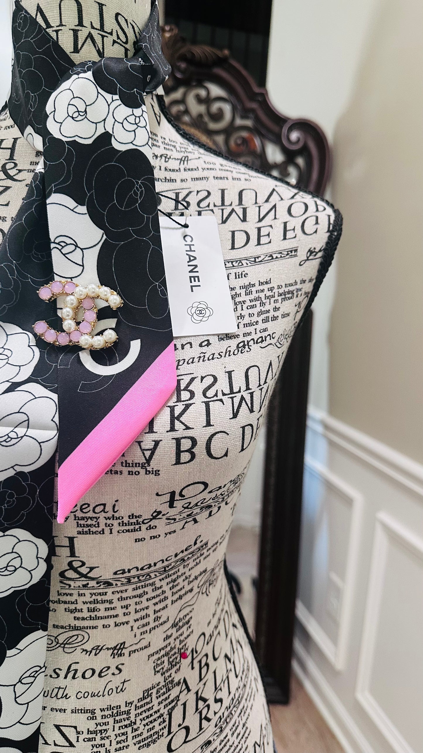 Pink Satin Black & White (brooch included)