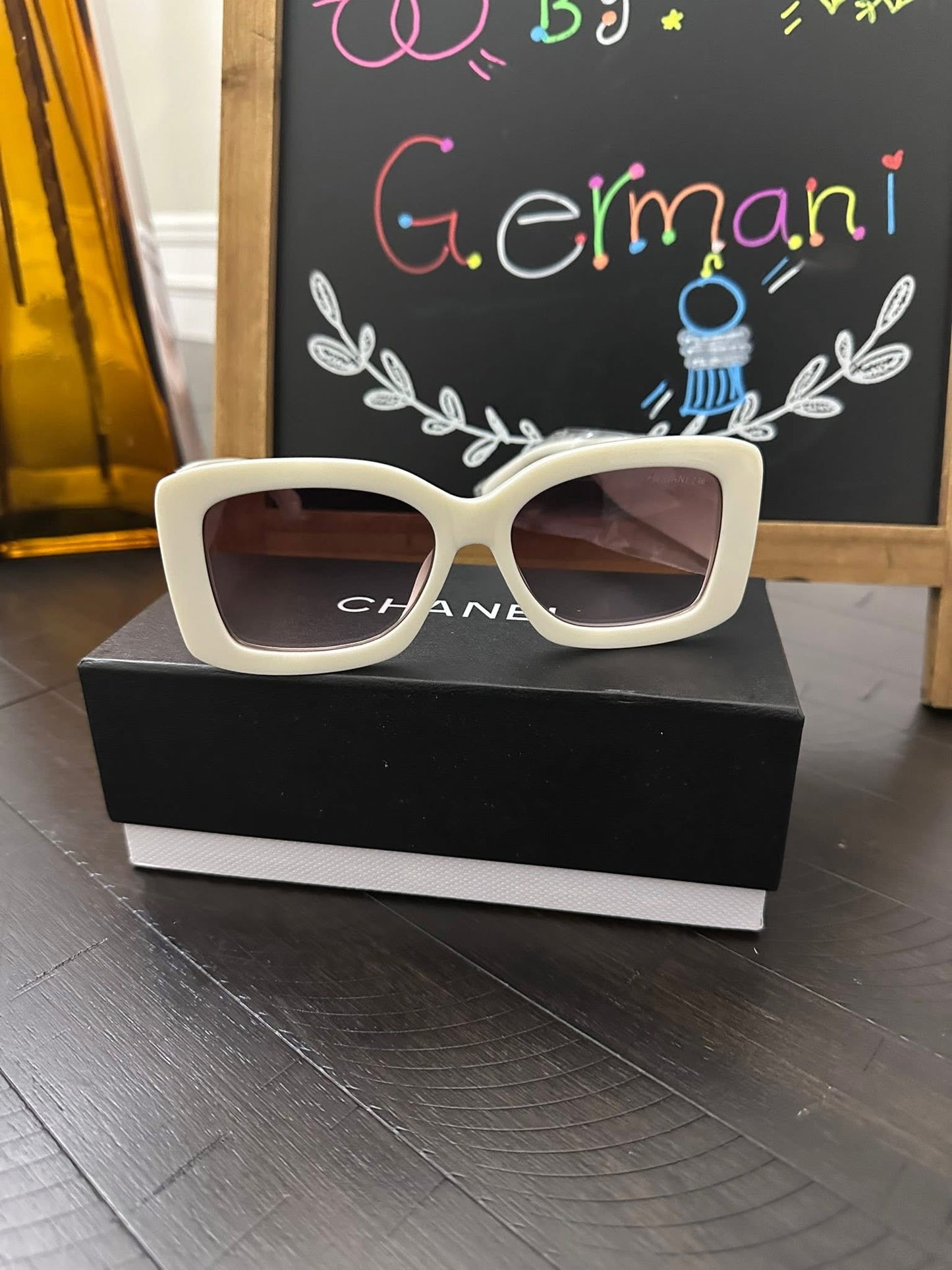 Cream Fashion Sunglasses