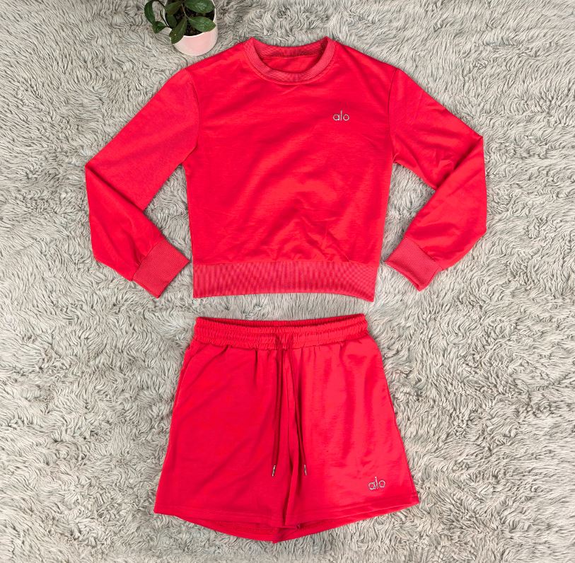 Ala Red Cropped Crew Neck Yoga Set